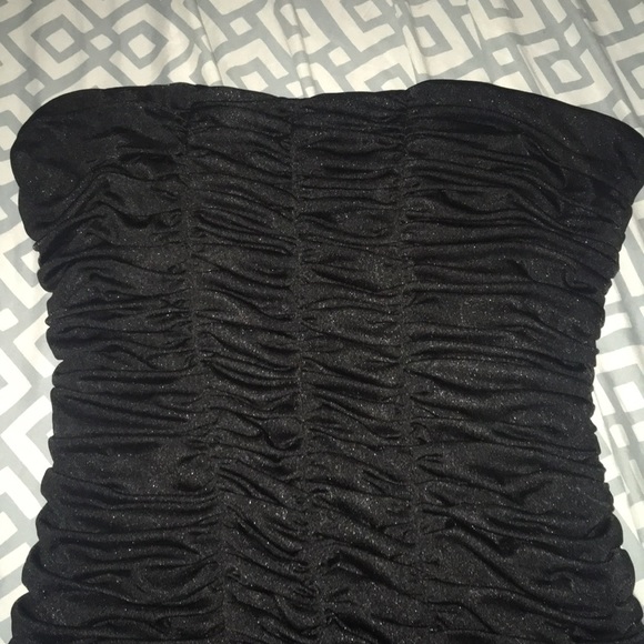 Mini dress - Picture 2 of 4